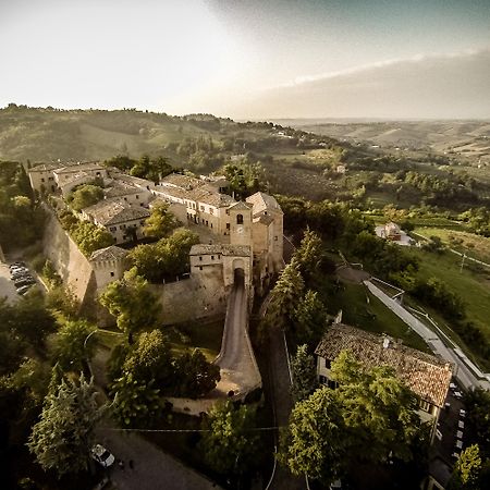 Castello Di Montegridolfo Spa Resort Exteriör bild