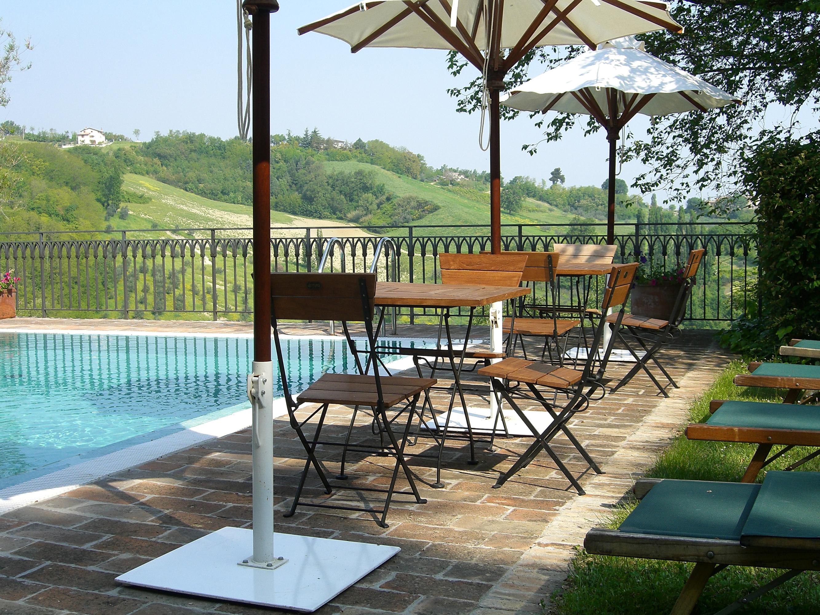 Castello Di Montegridolfo Spa Resort Exteriör bild