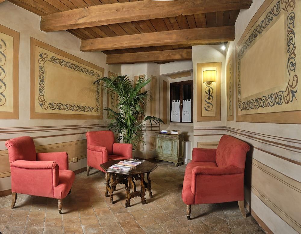 Castello Di Montegridolfo Spa Resort Exteriör bild