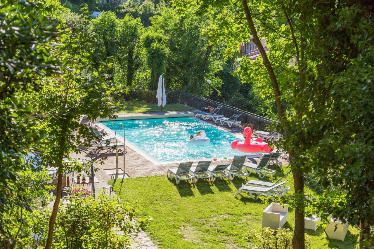 Castello Di Montegridolfo Spa Resort Exteriör bild