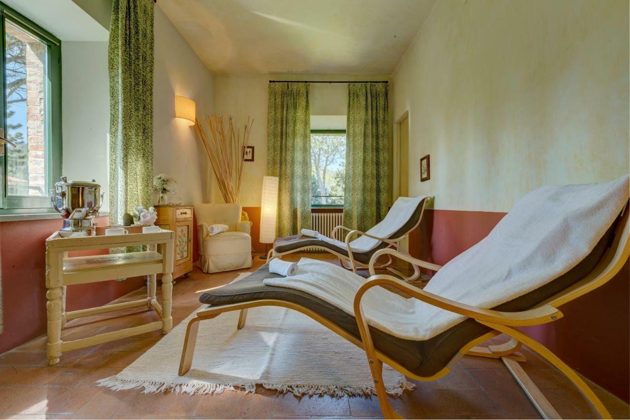 Castello Di Montegridolfo Spa Resort Exteriör bild